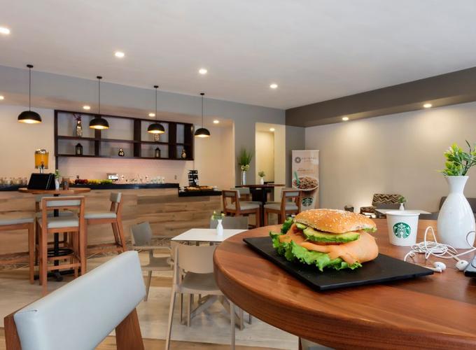 Take a Bite  Krystal Urban® Monterrey San Jeronimo Take a Bite  Krystal Urban® Monterrey San Jeronimo