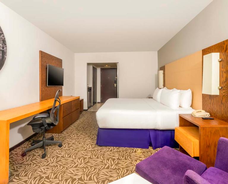 CHAMBRE STANDARD KING Krystal Urban® Monterrey San Jeronimo CHAMBRE STANDARD KING Krystal Urban® Monterrey San Jeronimo