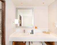 JUNIOR SUITE Krystal Urban® Monterrey San Jeronimo JUNIOR SUITE Krystal Urban® Monterrey San Jeronimo