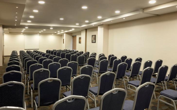 Obispado Krystal Urban® Monterrey San Jeronimo Obispado Krystal Urban® Monterrey San Jeronimo